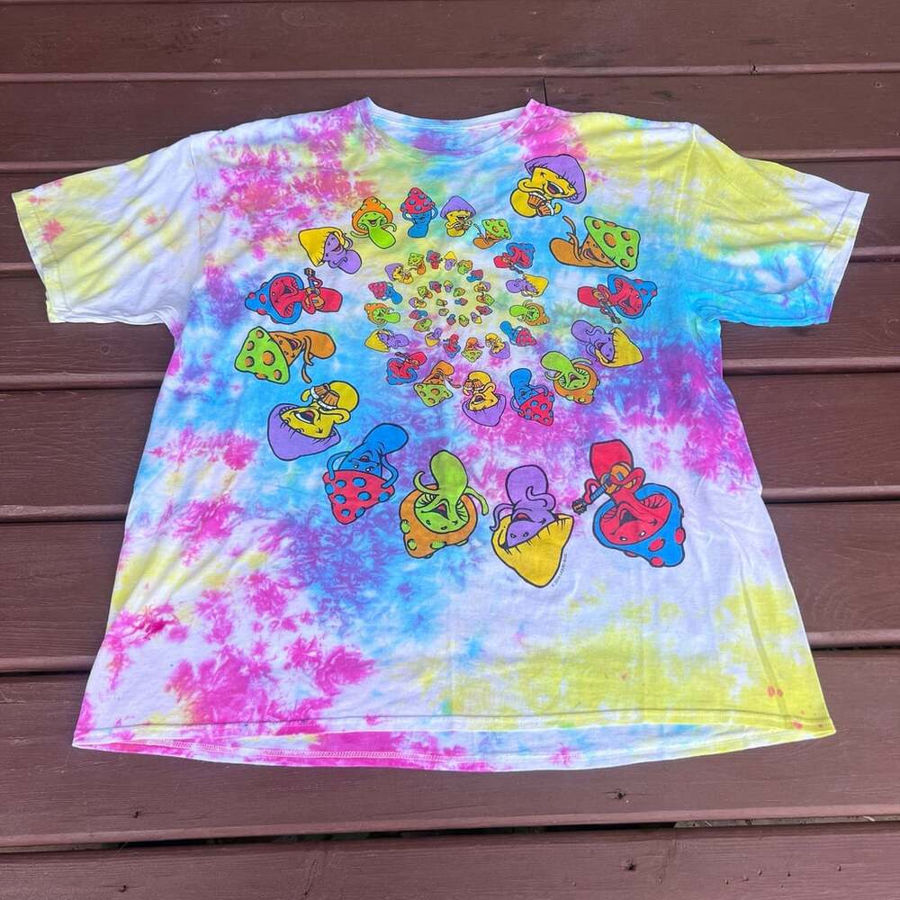 2016 Liquid Blue Spiral Dancing Shrooms Tie Dye T-Shirt 2XL Grateful Dead